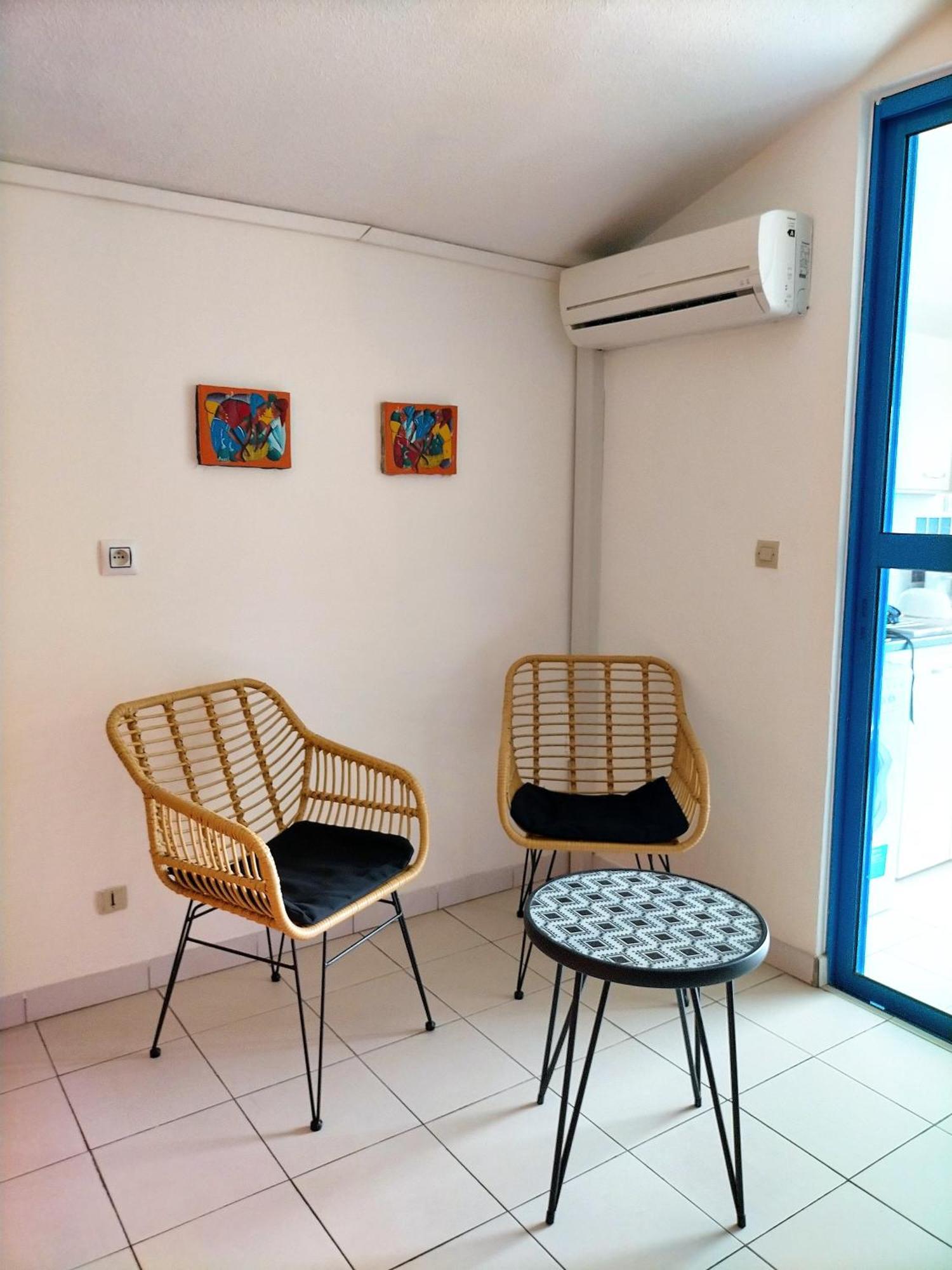 Appartement Rosbambou les pieds dans l eau Le Diamant Extérieur photo